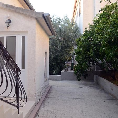 Dvosoban apartman u centru grada Biograd Na Moru Exterior foto