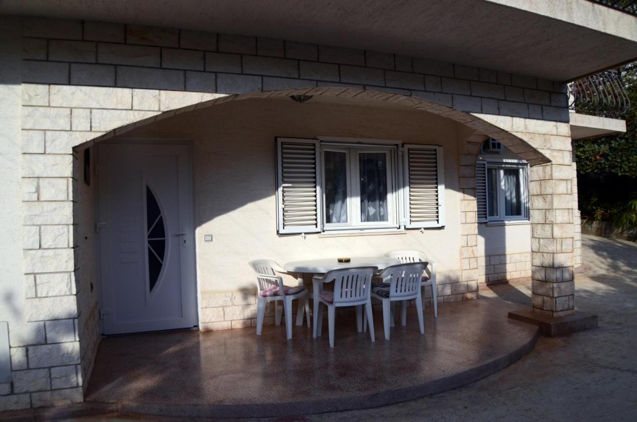 Dvosoban apartman u centru grada Biograd Na Moru Exterior foto