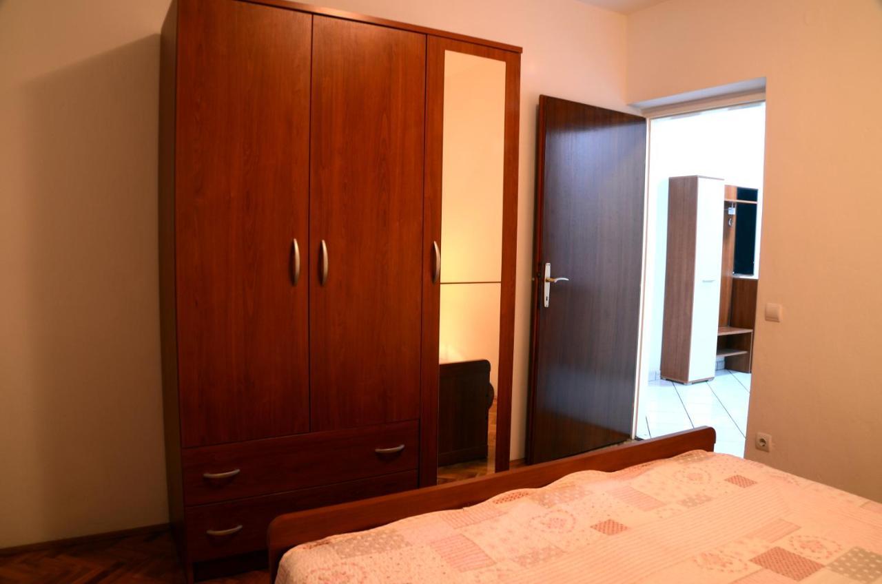 Dvosoban apartman u centru grada Biograd Na Moru Exterior foto